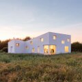 White_house_brittany-01
